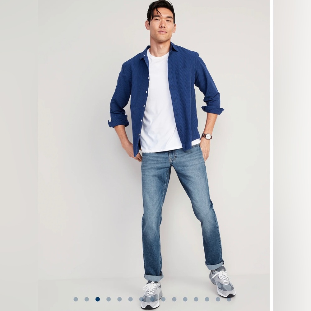 Old Navy Men’s Classic Straight Leg Built-In Flex Jeans for Men Size 28x30